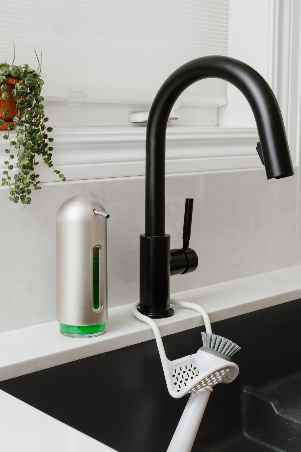 Penguin Soap Pump - Image 10