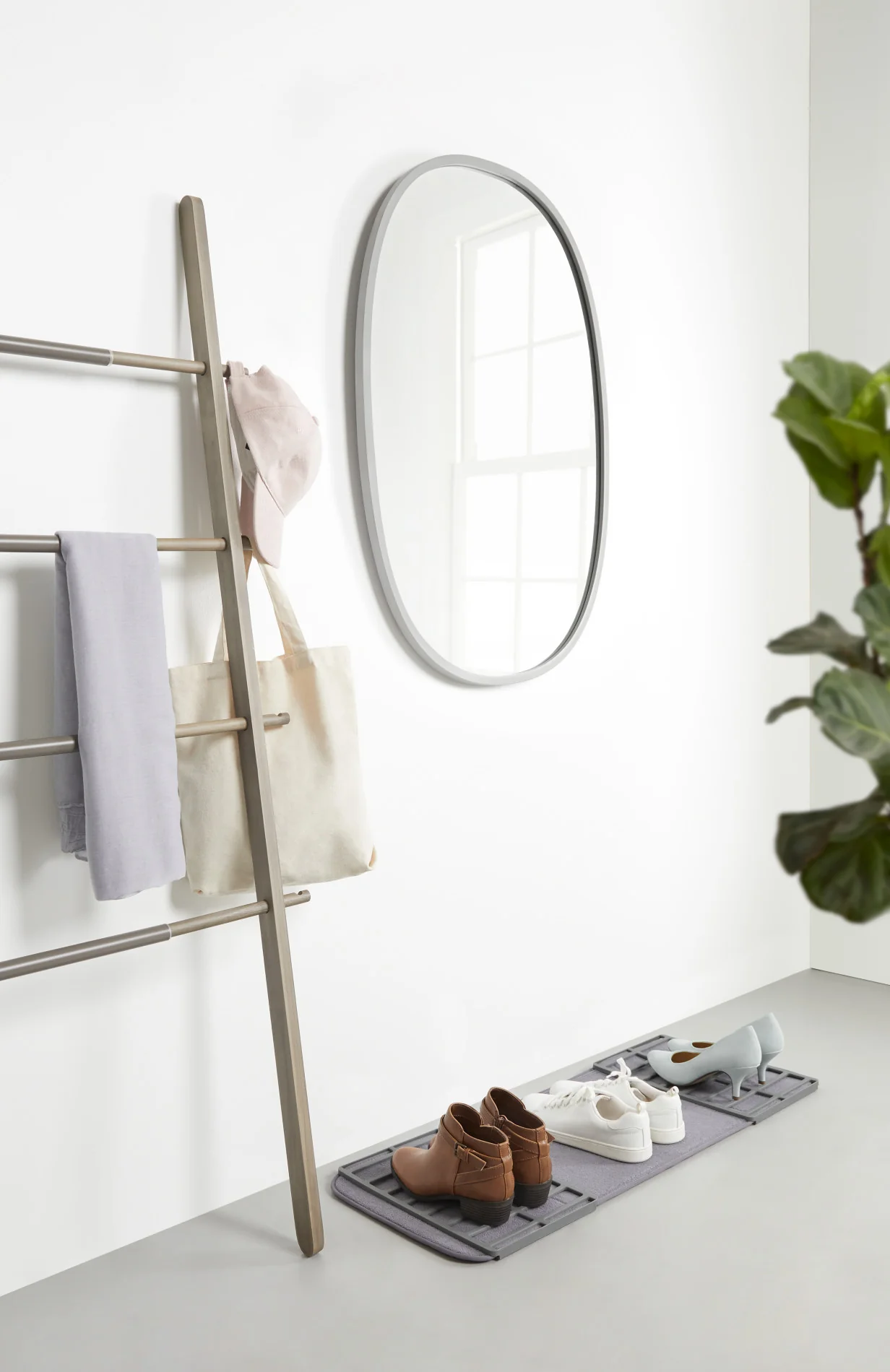 Shoe Dry Shoe Rack with Mat - Image 3