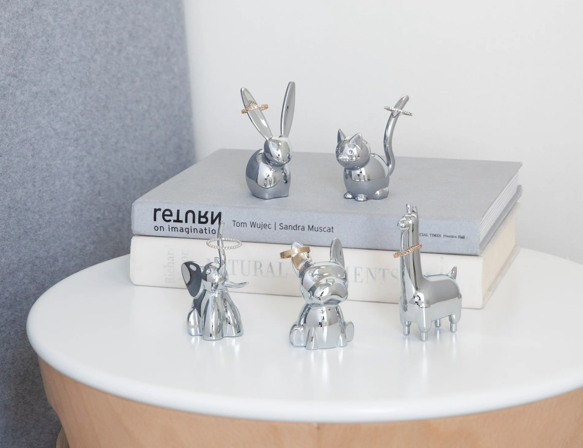 Zoola Frenchie Ring Holder - Image 5